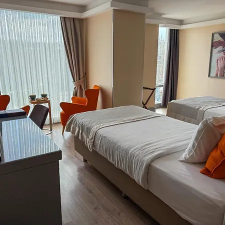 Hotell Manesol Old Bosphorus 4*
