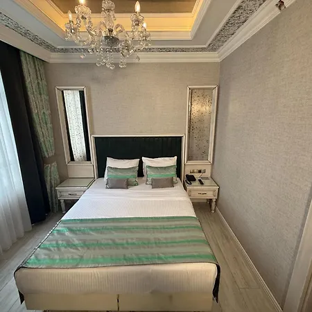 Hotell Manesol Old Bosphorus 4*