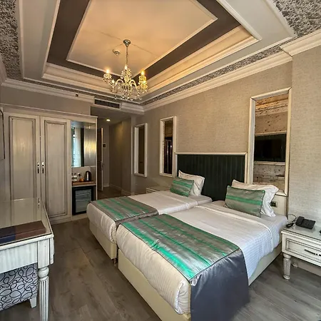 Hotell Manesol Old Bosphorus 4*