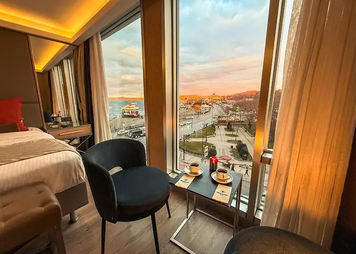 Manesol Old Bosphorus Hotel 4*