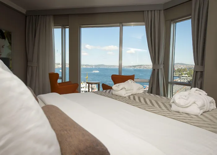 Отель Manesol Old Bosphorus 4*