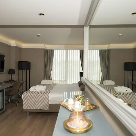 Manesol Old Bosphorus 4* Стамбул
